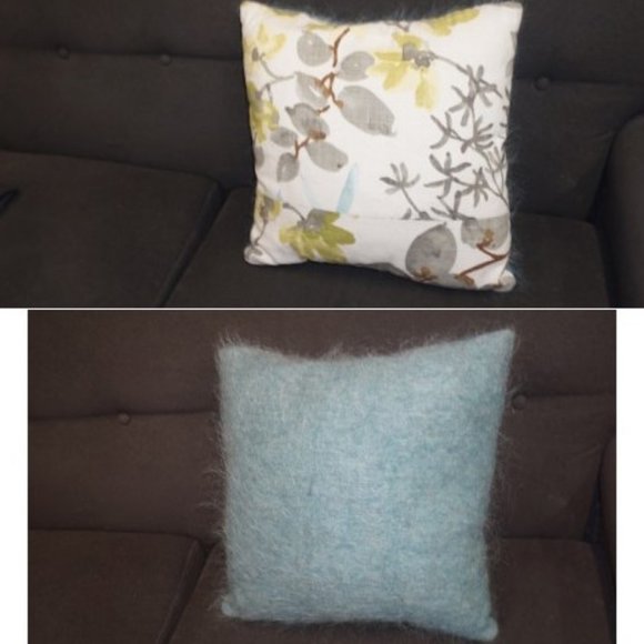 Reversible mohair toss pillow abstract turquoise - Picture 1 of 7